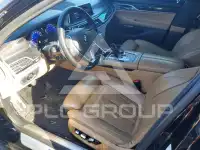 2018 BMW 750 photo