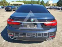 2018 BMW 750 фото