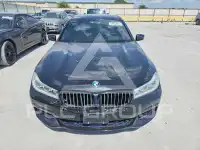 2018 BMW 750 фото