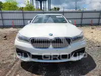 2018 BMW 750 фото