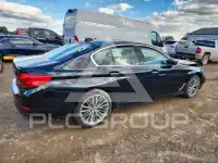 2018 BMW 530 photo