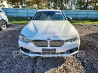 2018 BMW 320 photo