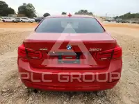 2018 BMW 320 photo
