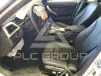 2018 BMW 320 photo