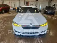 2018 BMW 330 photo