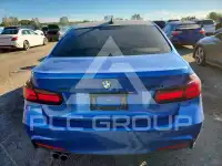 2018 BMW 330 photo