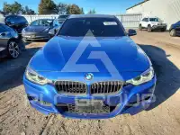 2018 BMW 330 photo