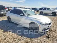 2018 BMW 330 photo