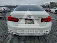 2018 BMW 330 photo