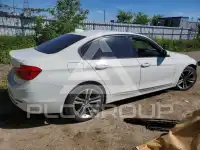 2018 BMW 330 photo