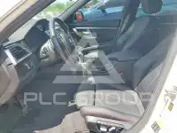 2018 BMW 330 фото