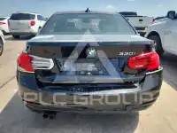 2018 BMW 330 photo