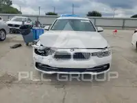 2018 BMW 330 photo