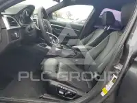 2018 BMW 330 photo
