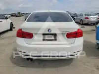 2018 BMW 330 photo