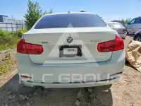 2018 BMW 330 photo