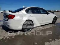 2018 BMW 330 photo