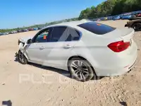 2018 BMW 330 photo