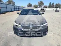 2018 BMW 530 photo