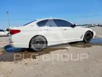 2018 BMW 530 photo