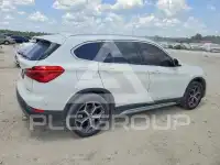 2018 BMW X1 фото