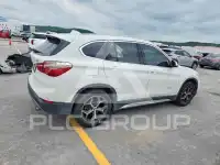 2018 BMW X1 фото