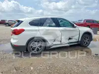 2018 BMW X1 фото