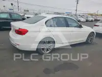 2018 BMW 330 photo