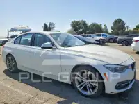 2018 BMW 330 photo