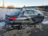 2018 BMW 750 фото