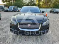 2018 Jaguar F-PACE photo