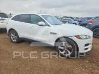 2018 Jaguar F-PACE photo