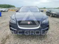 2018 Jaguar F-PACE photo