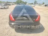 2018 Jaguar XJ photo
