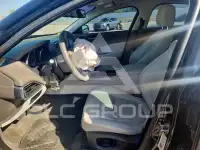 2018 Jaguar XE фото