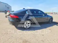 2018 Jaguar XE фото