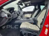 2018 Jaguar XE фото