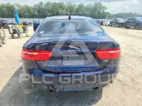 2018 Jaguar XE фото