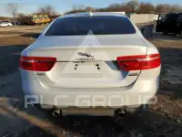 2018 Jaguar XE фото