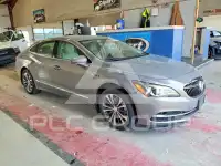 2018 Buick LACROSSE photo