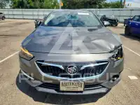 2018 Buick REGAL photo