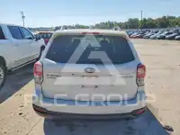 2018 Subaru Forester photo
