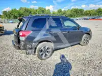 2018 Subaru Forester фото