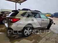 2018 Subaru Outback photo