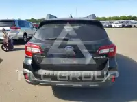 2018 Subaru Outback photo