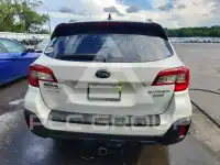 2018 Subaru Outback photo