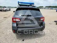 2018 Subaru Outback photo