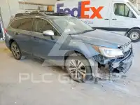 2018 Subaru Outback photo