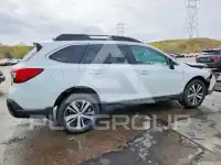 2018 Subaru Outback photo