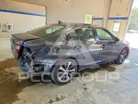2018 Subaru Legacy photo
